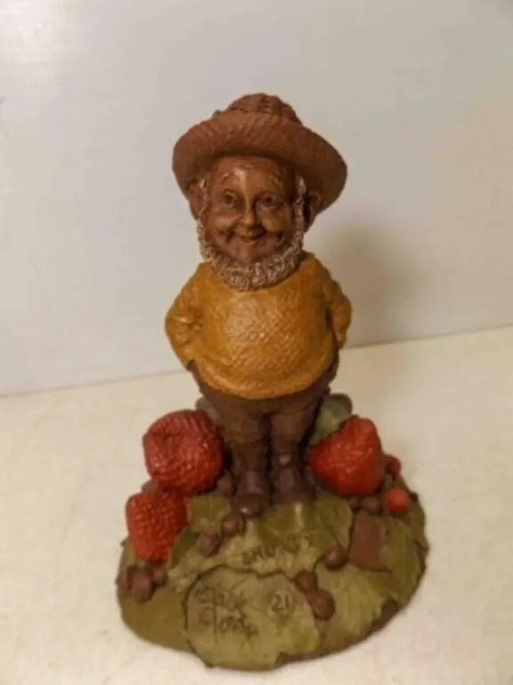 Tom Clark Gnome Figurine Named Shorty