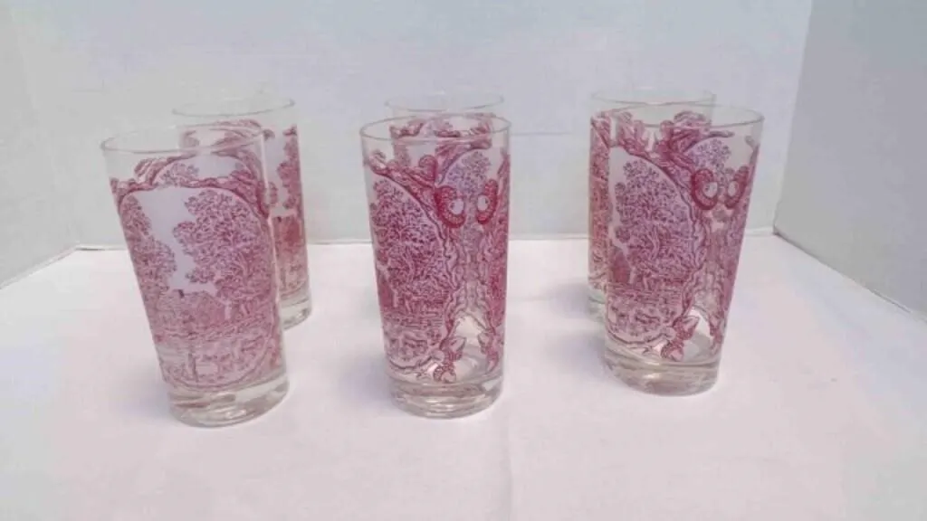 6 Vintage Royal China Memory Lane Pink/ Red