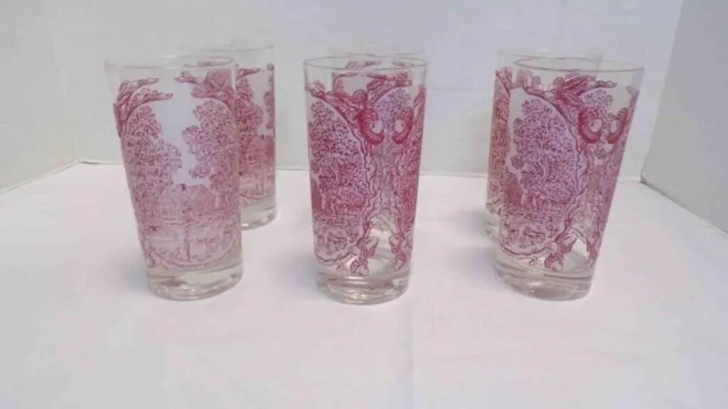 6 Vintage Royal China Memory Lane Pink/ Red