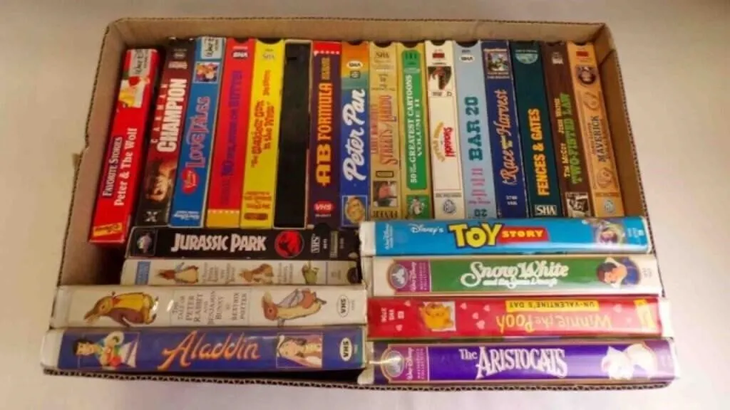 20 + Vintage Family, Western & Disney VHS TAPES