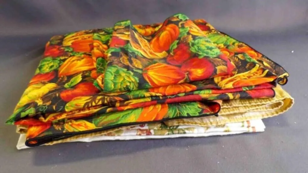 3 Vintage Holiday Autumn Table Cloths & Runner