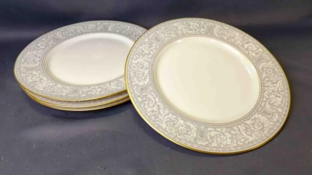 4 Vintage "Franciscan Masterpiece China" Plates