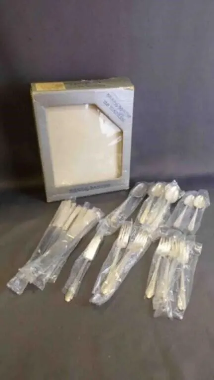 24 "Wm. Rogers" Silverplate Patterns Silverware