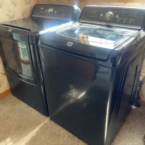 Maytag Bravos 400 Washer & Dryer Set