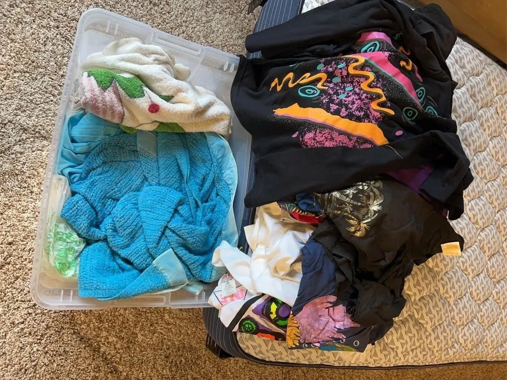Graphic T-Shirts & Household Linens in Tub