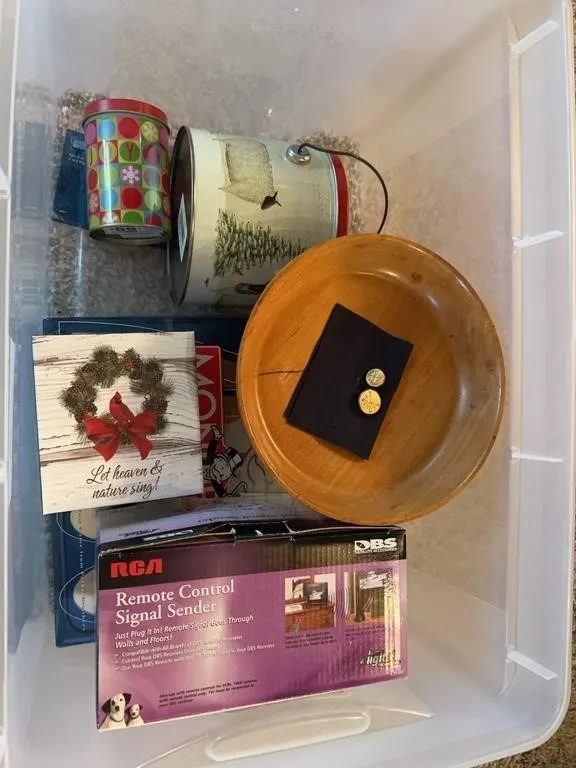 Monopoly Millennium Edition & Holiday Tins Lot