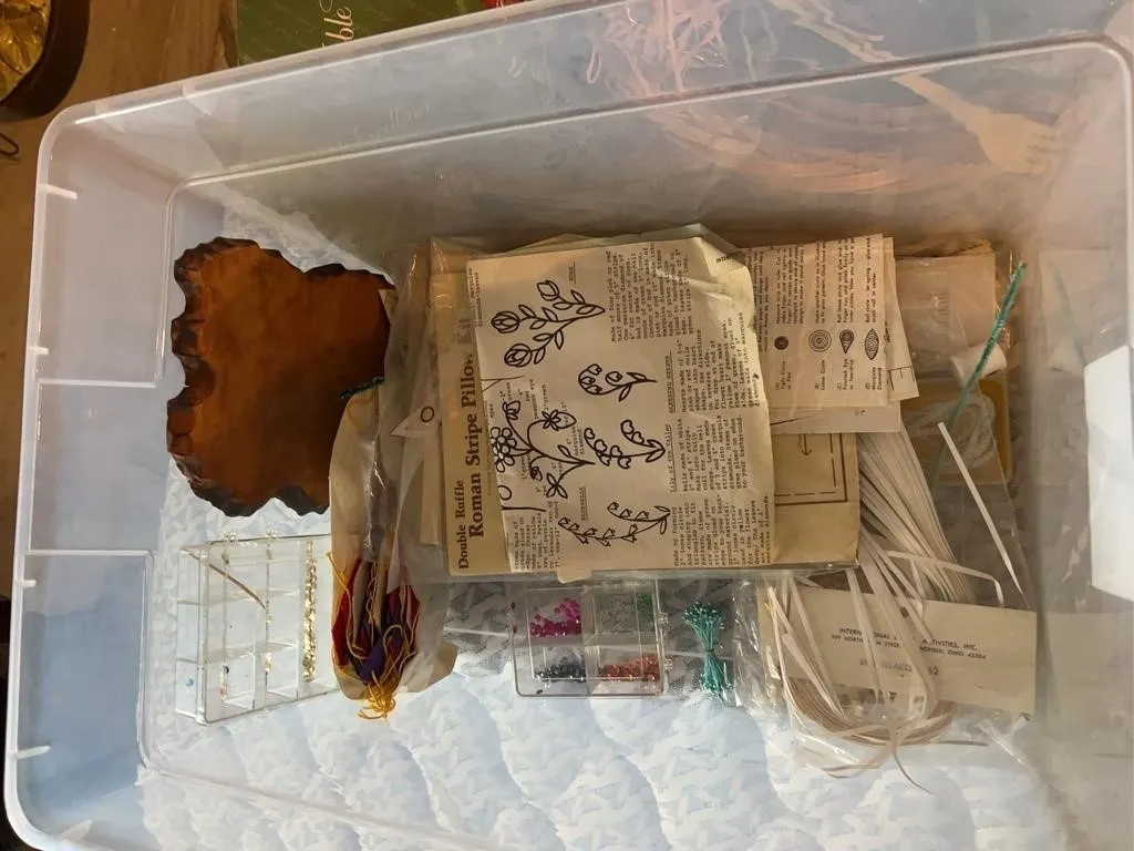 Craft Supplies Lot: Patterns & Quilling Notions