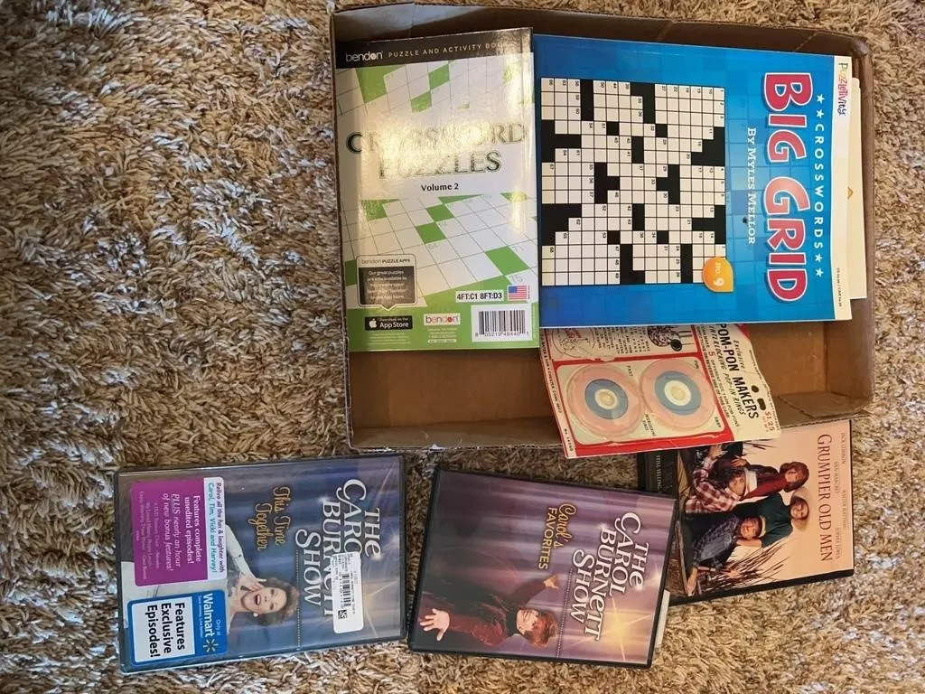 Home Entertainment Lot: DVDs & Puzzles