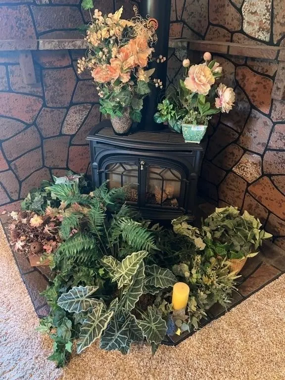 Artificial Floral & Greenery Decor Collection