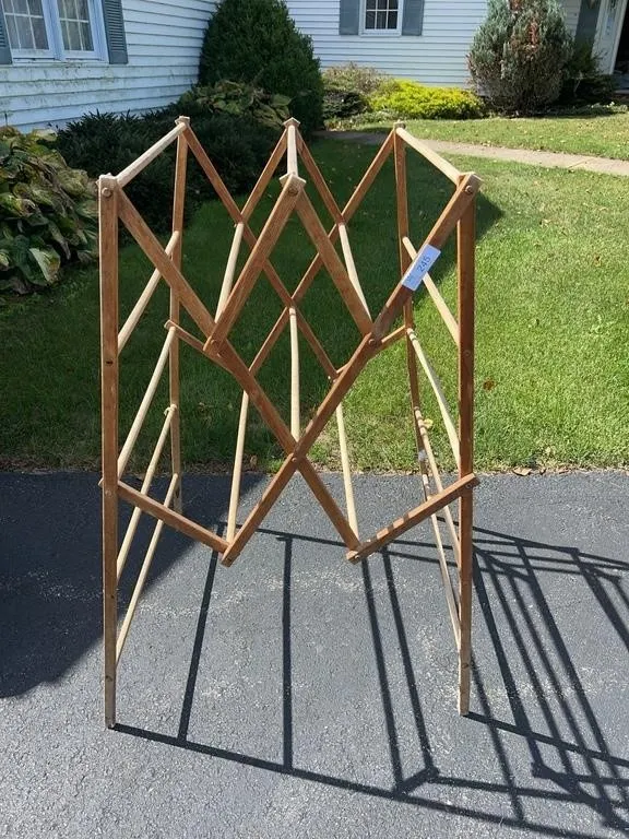 Wooden Accordion Folding Clothes Drying Rack
