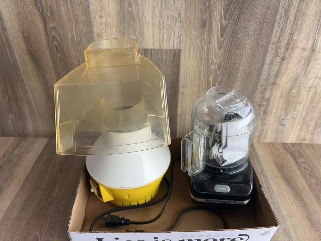 Wear-Ever Popcorn Pumper & KitchenAid Chopper