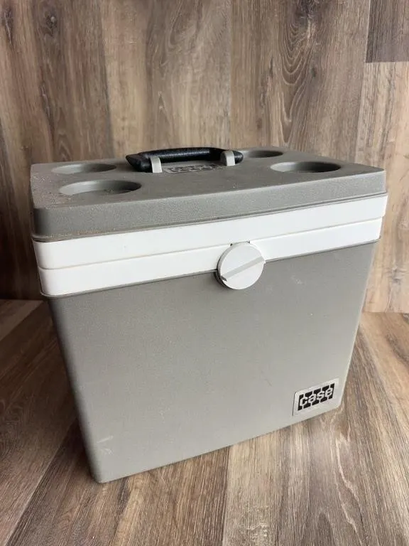 J.I. Case Portable Thermoelectric Cooler