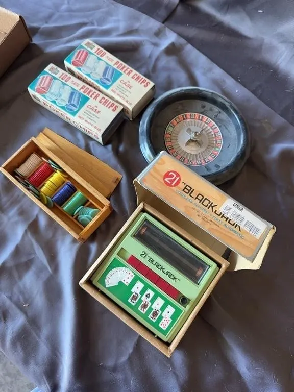 Waco 21 Blackjack Game with Roulette & Chips