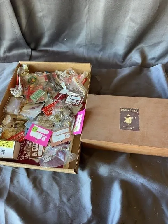 Dollhouse Miniatures & Craft Supplies Lot