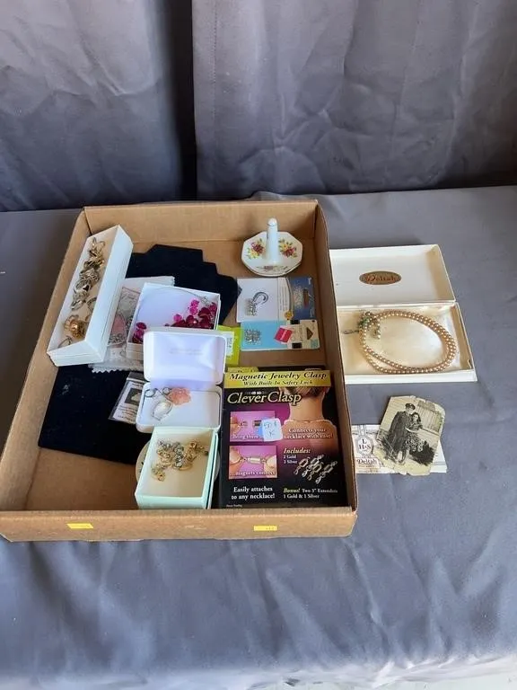 Deltah Faux Pearl Necklace & Jewelry Lot