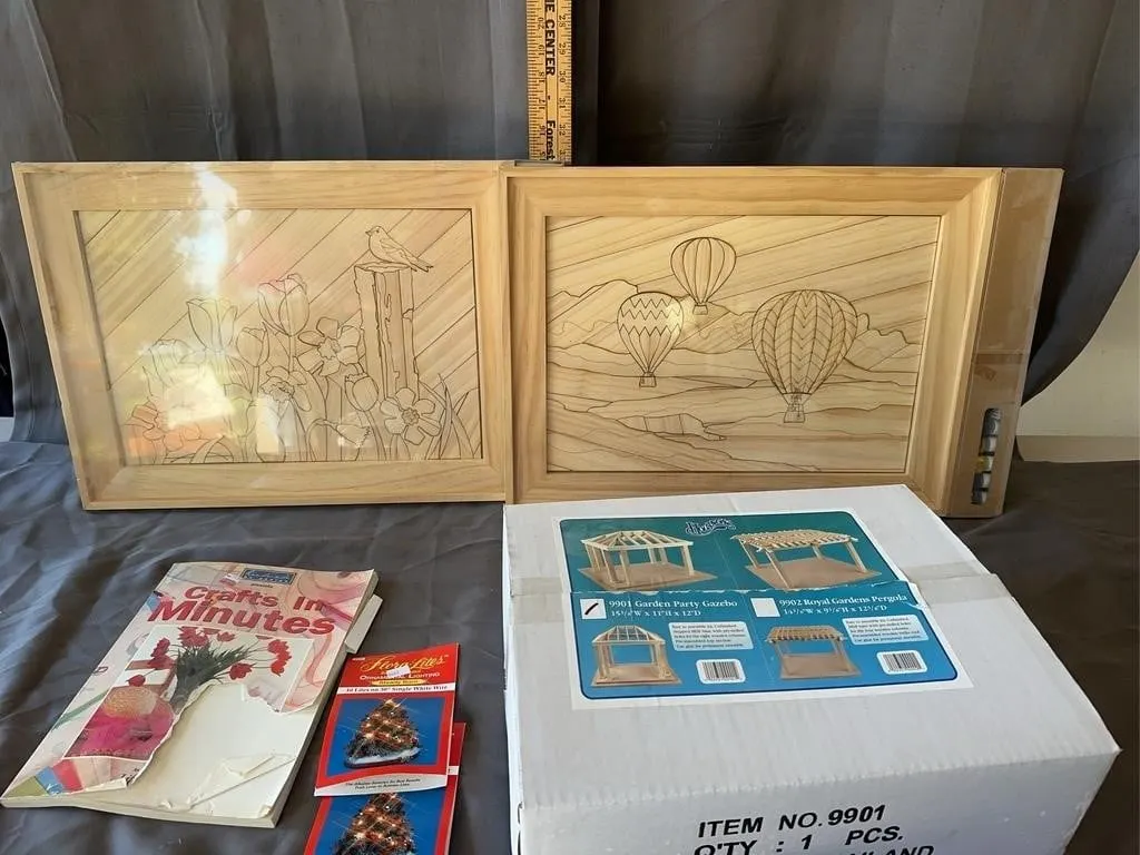 Woodscape Miniature Gazebo & Art Kits Lot