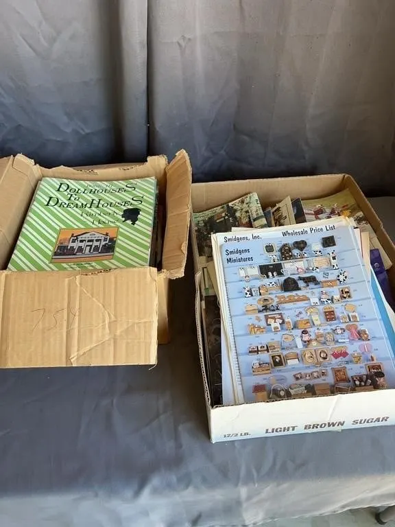 Dollhouse Miniatures & Craft Books Lot