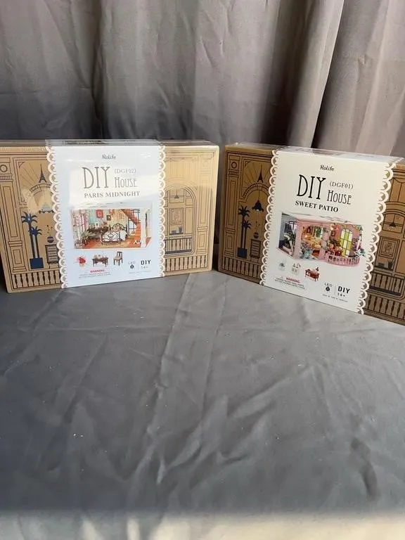 Rolife Robotime Miniature Dollhouse Kits