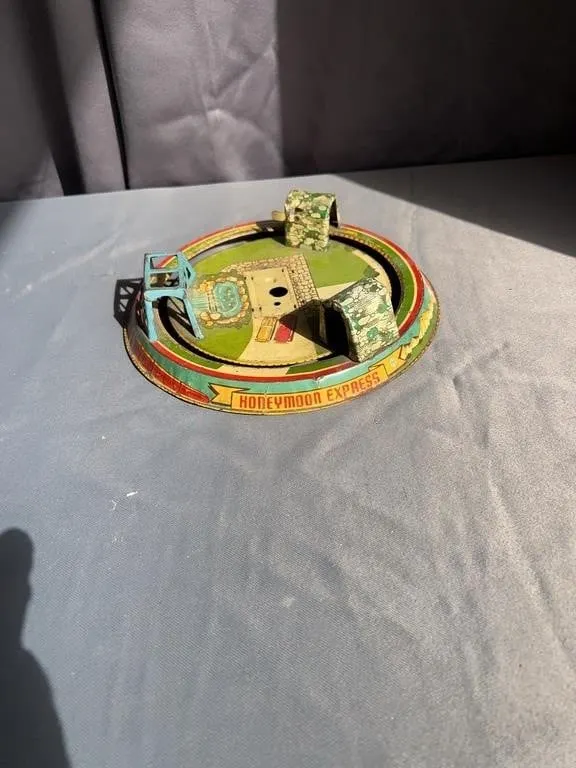 Louis Marx Honeymoon Express Toy