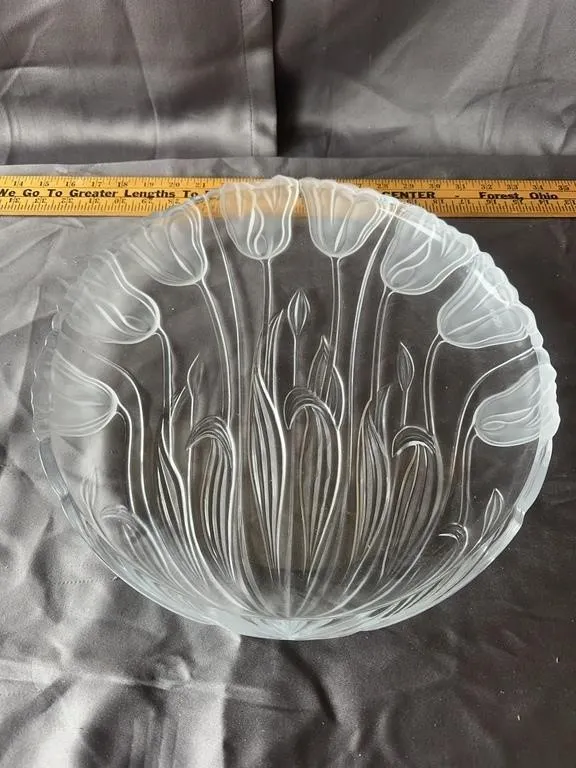 Walther Frosted Tulip Art Glass Bowl