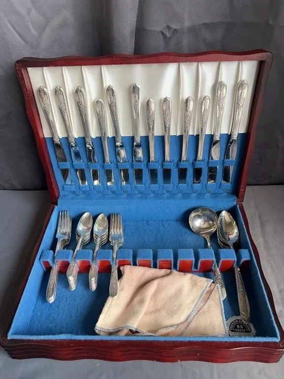 International Silver Co Silverplate Flatware Set