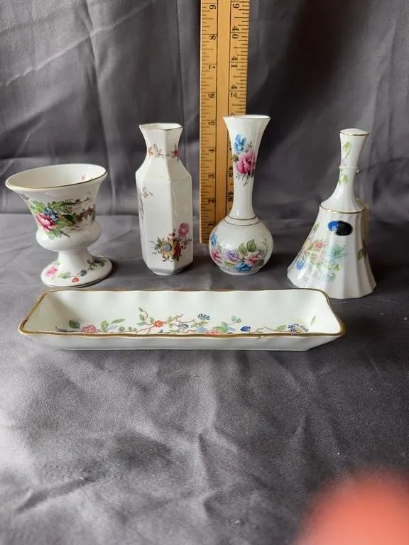 Aynsley Pembroke Tray & Bell Set
