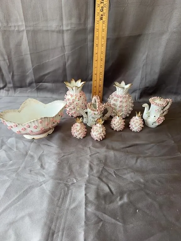 Japanese Miniature Porcelain Teapot & Vases Set
