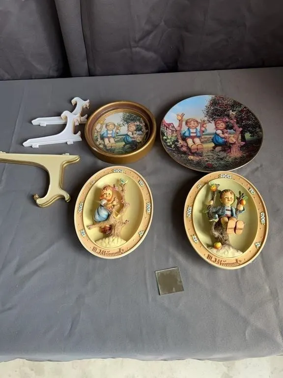 Goebel M.I. Hummel Apple Tree Plate Lot