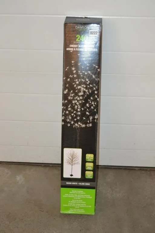 4.9ft lighted cherry blossom indoor /outdoor use