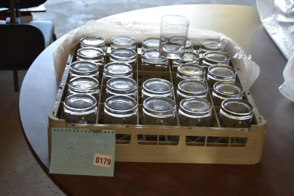 25 qty 10oz glasses in tray