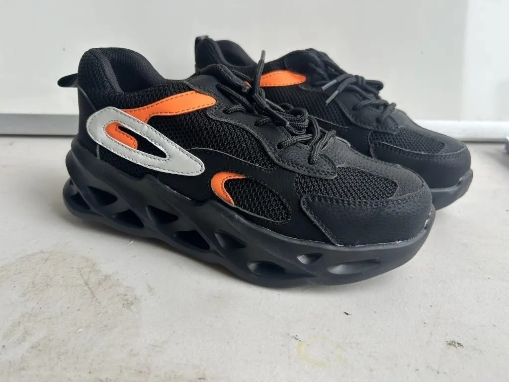 Black/orange athletic sneakers, size 36