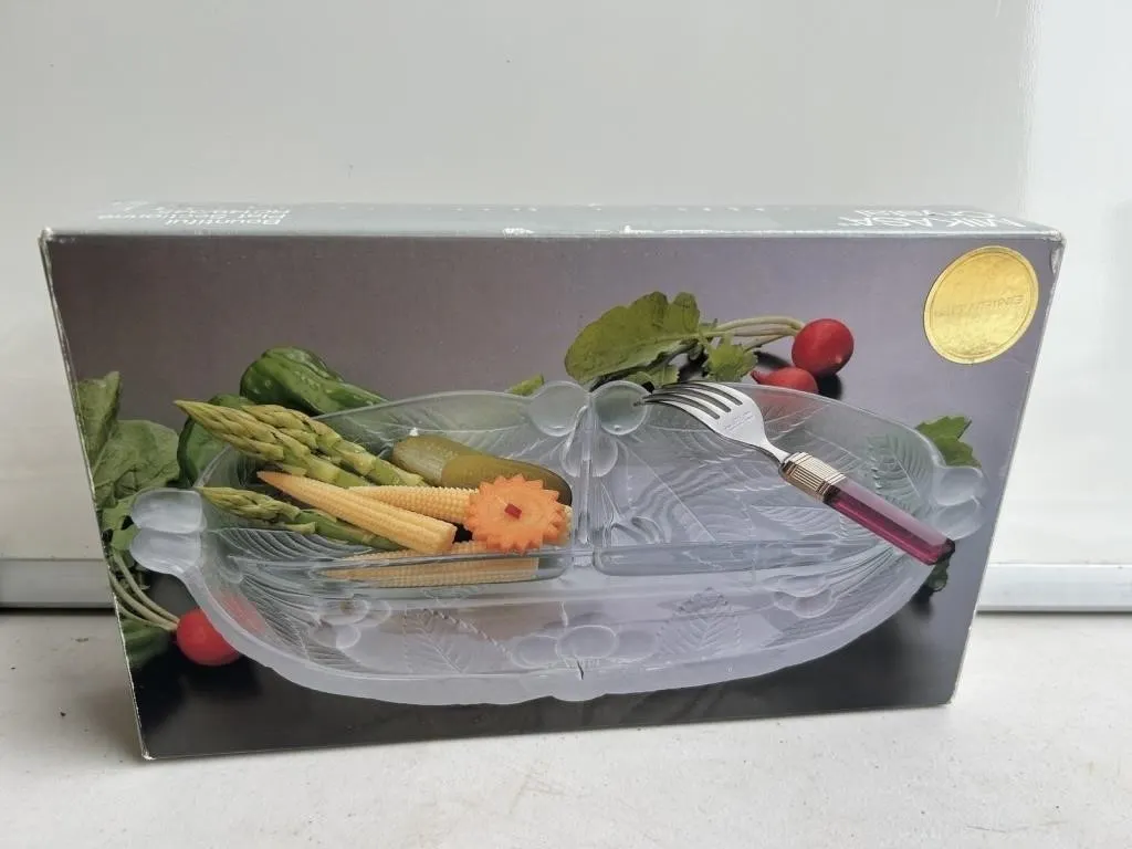 Mikasa Frosted Glass Divided Relish Dish, Japan