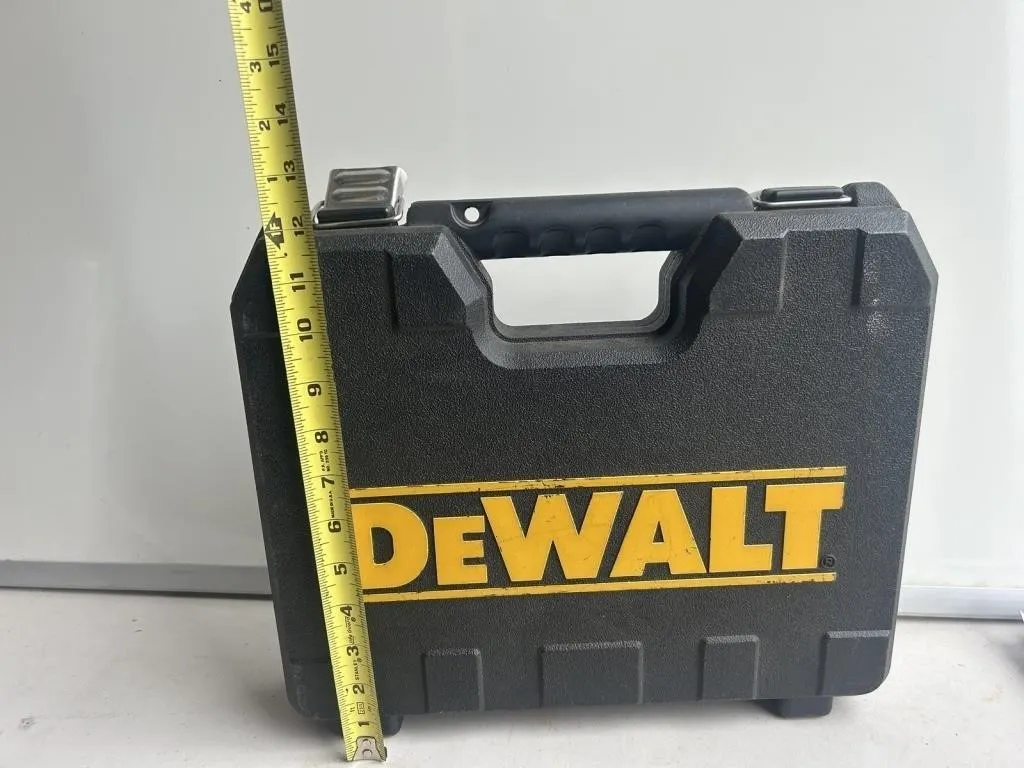DeWalt Drill/Driver Bit & Accessory Set with Case
