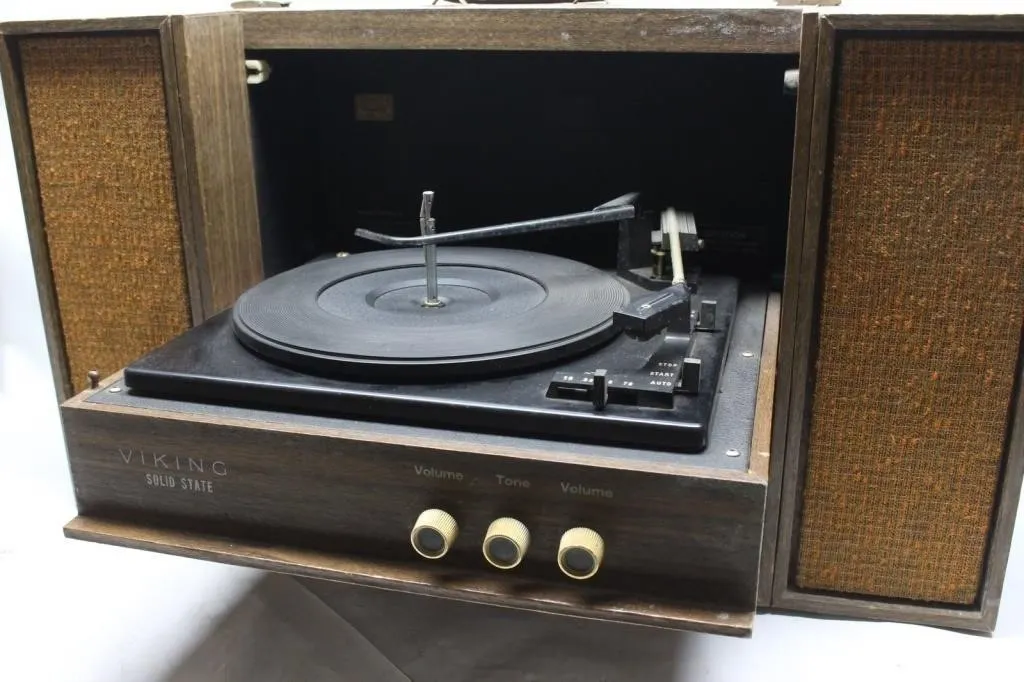 Viking Solid State Turntable Console Stereo