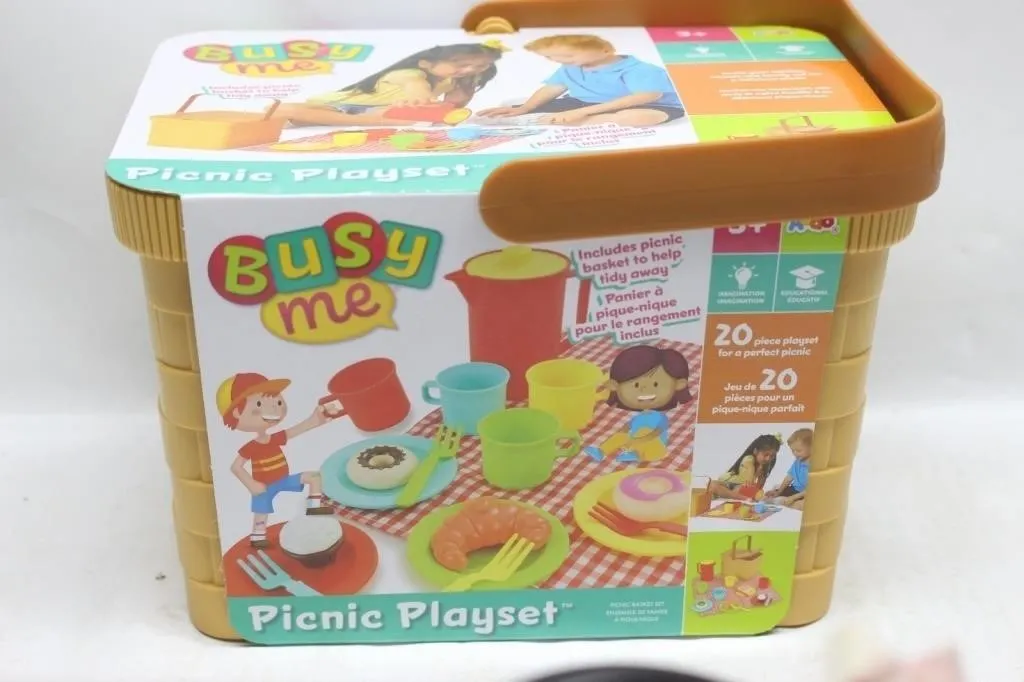 Busy Me Picnic Playset - 20 Piece Set