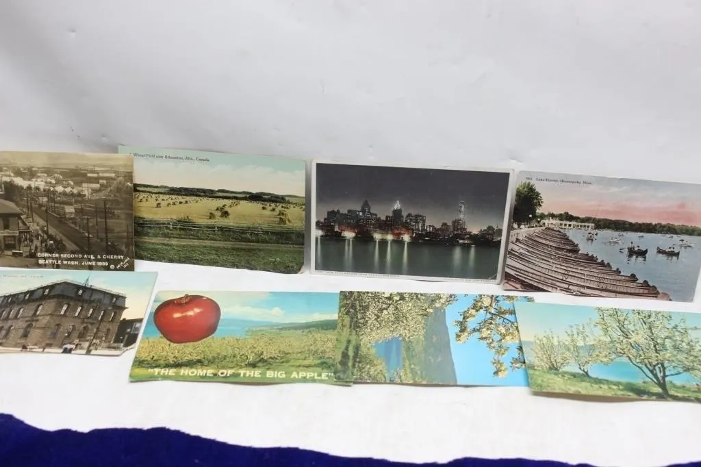 Vintage postcard collection (8 cards)