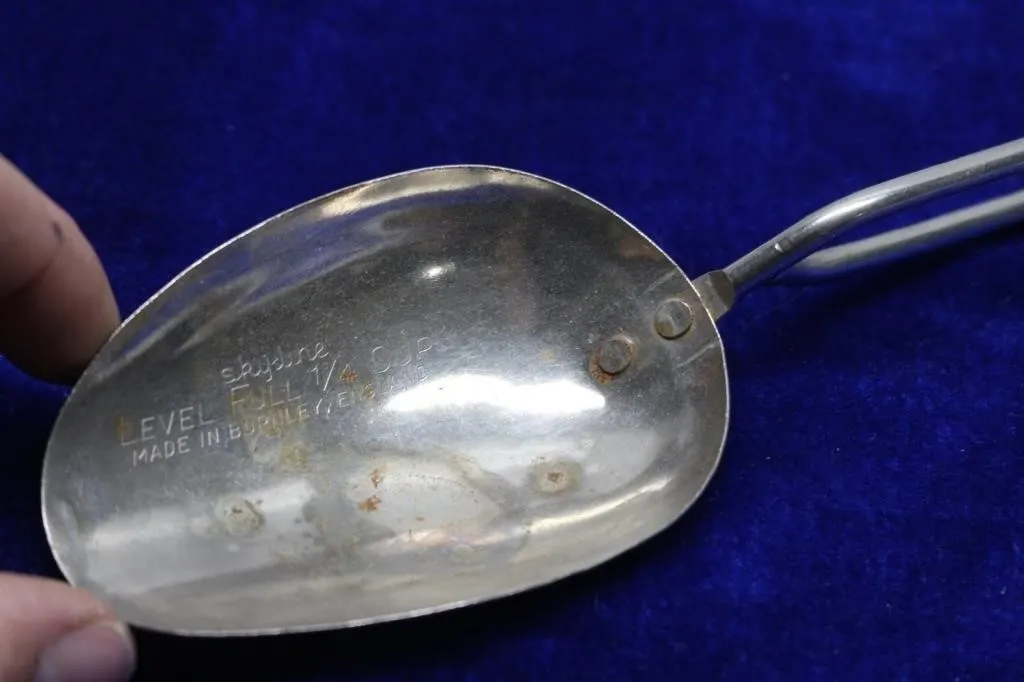 Skyline Level Full 1/4 Cup Measuring Scoop,