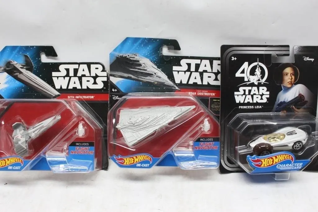 Hot Wheels Star Wars Die-Cast Ships & Character