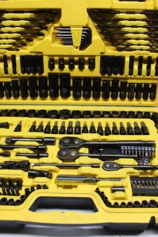 Stanley 274-Piece Black Chrome Mechanics Tool Set