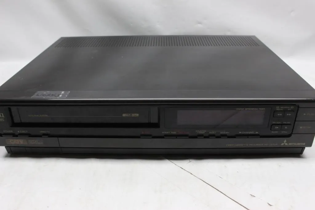 Mitsubishi HS-337UR VHS Video Cassette Recorder
