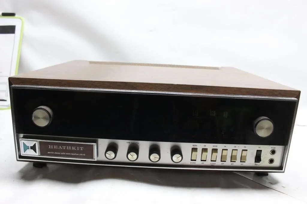 Heathkit AR-15 AM/FM Stereo Solid State Receiver