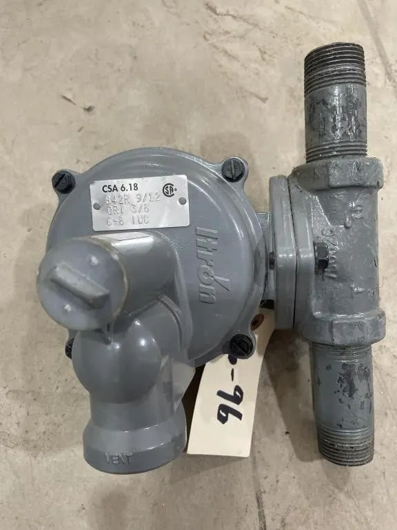 NEW - Itron Model B-42 Gas Line Pressure Regulator