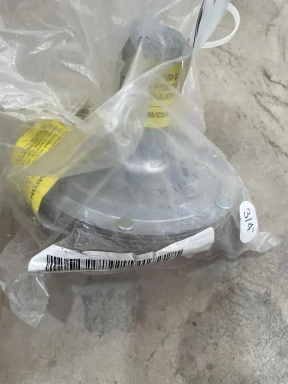 NEW - Maxitrol 325-5AL Gas Line Pressure Regulator