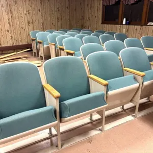 Set of 4 Theater Chairs *SEE DESCRIPTION*
