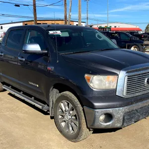 2011 Toyota Tundra Platinum Crew Cab 4x4 Truck
 UNRESERVED