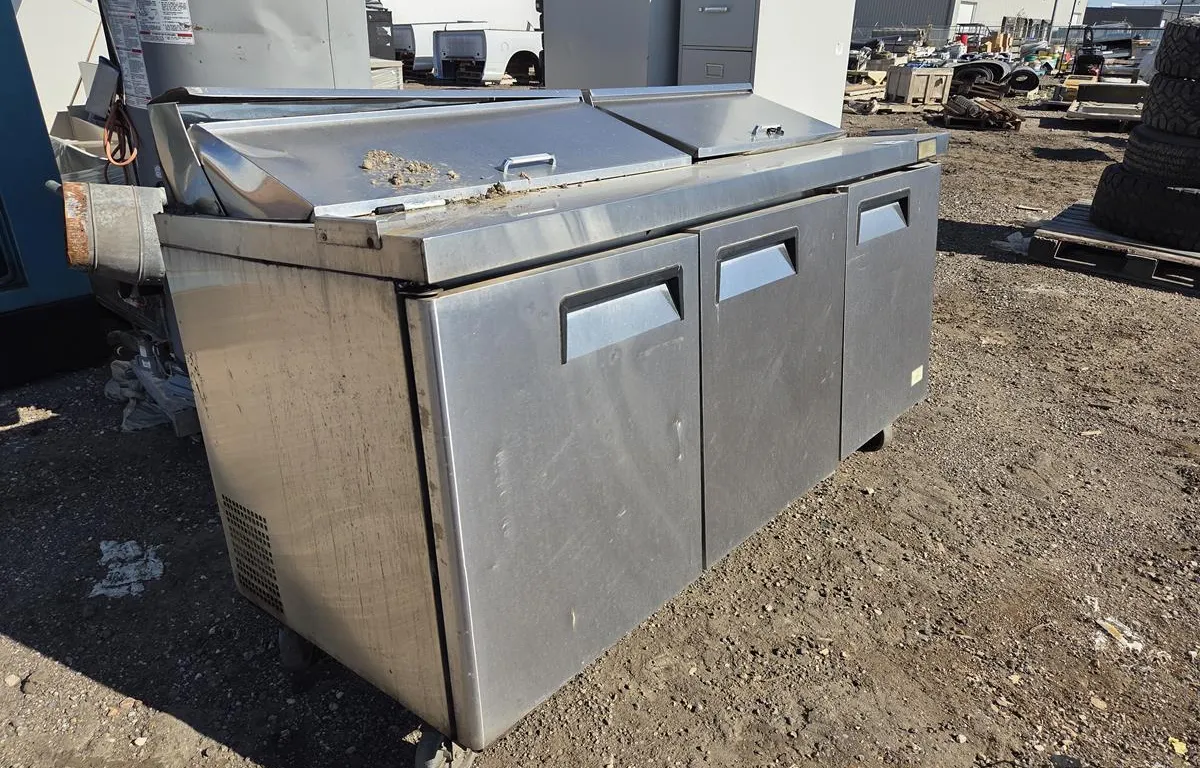 3-Door Refrigerated Prep Table
UNRESERVED