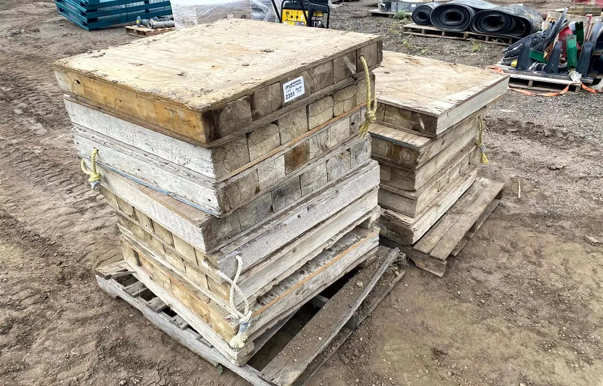 Used Timber Crane Mats (2 Stacks)
UNRESERVED