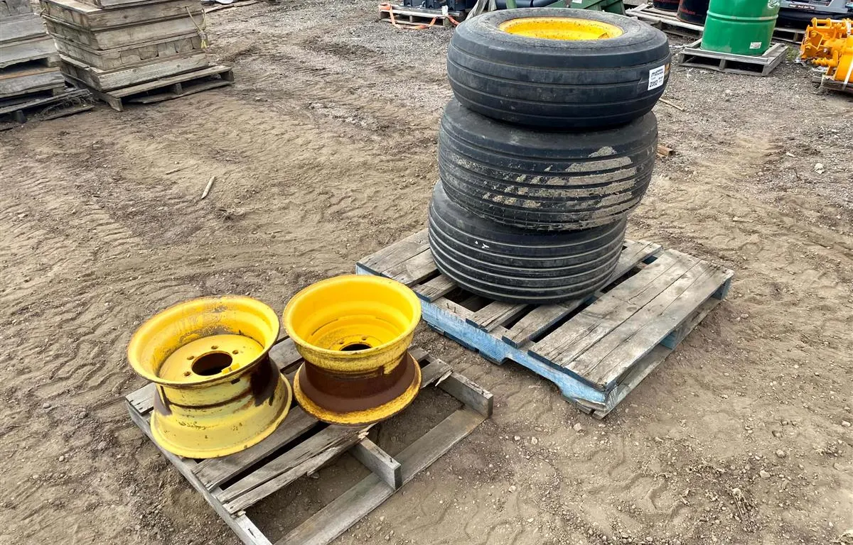 Assorted Tires & Rims
UNRESERVED