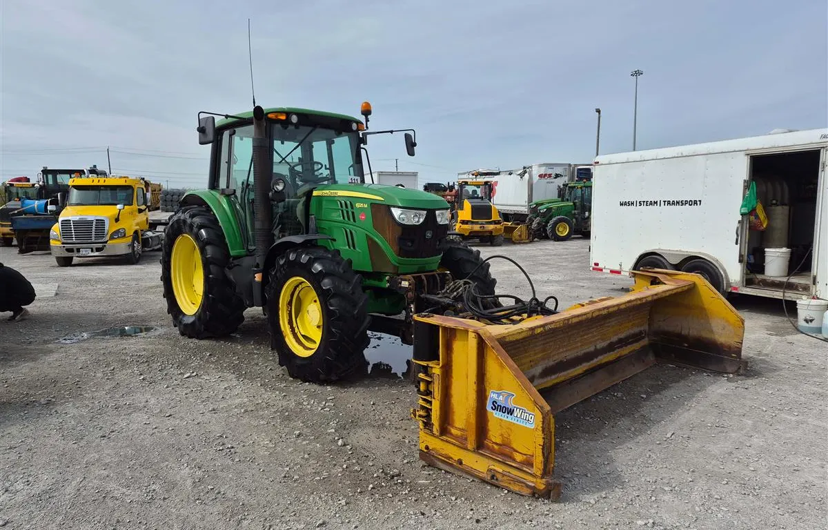 2013 John Deere 6125M Tractor w/ HLA SnowWing Snow Blade
UNRESERVED