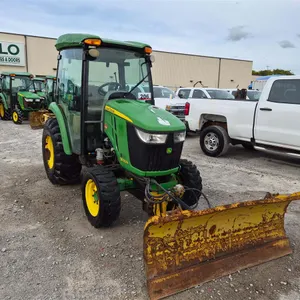 2015 John Deere 3033R Tractor w/ Snow Blade & Spreader
 UNRESERVED